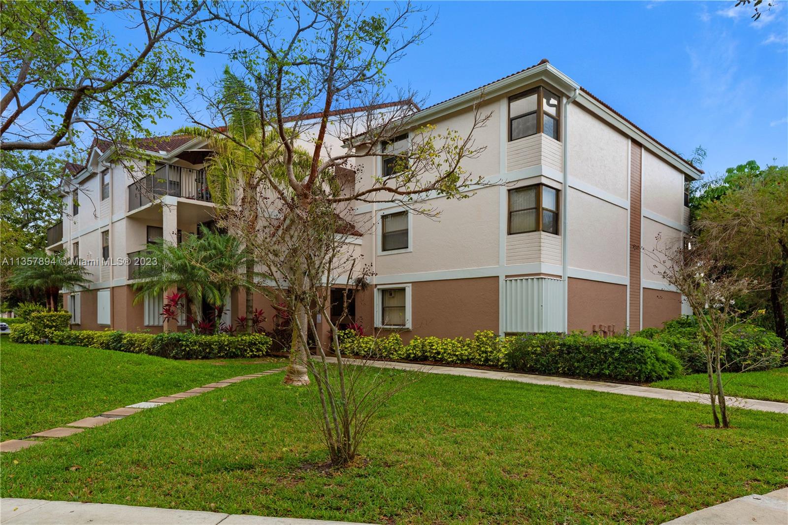 GRAND MARQUIS CONDO - Residential Lease