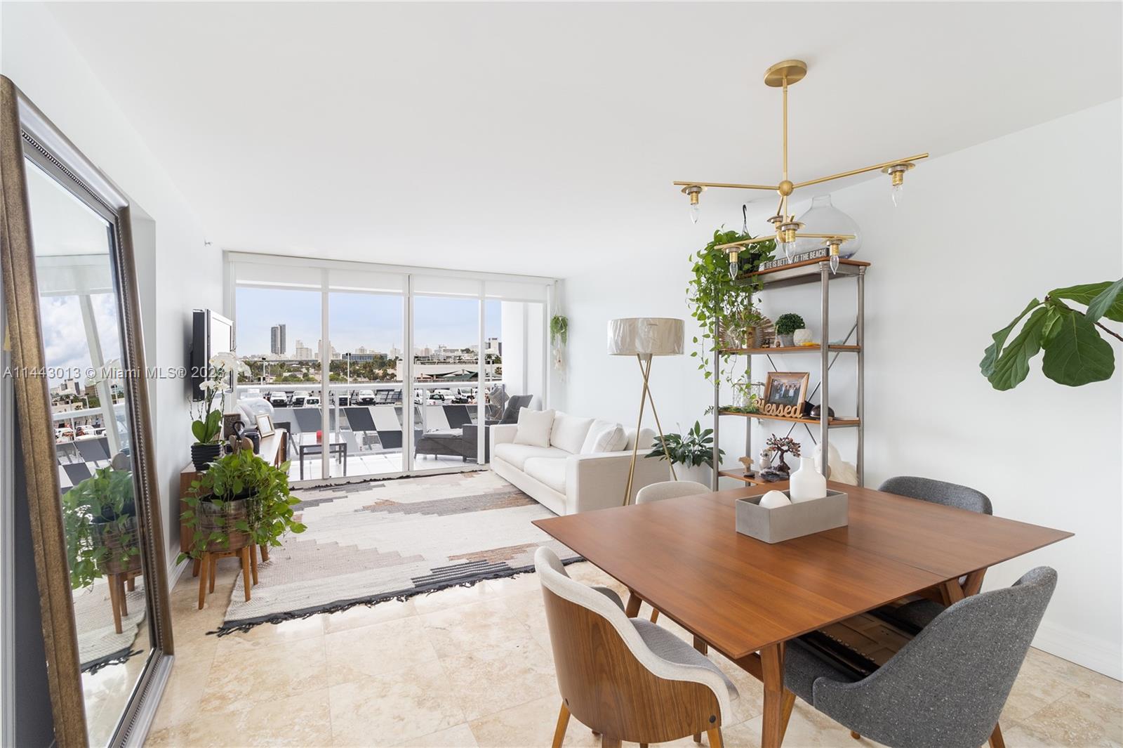 SUNSET HARBOUR SOUTH COND - Residential Lease