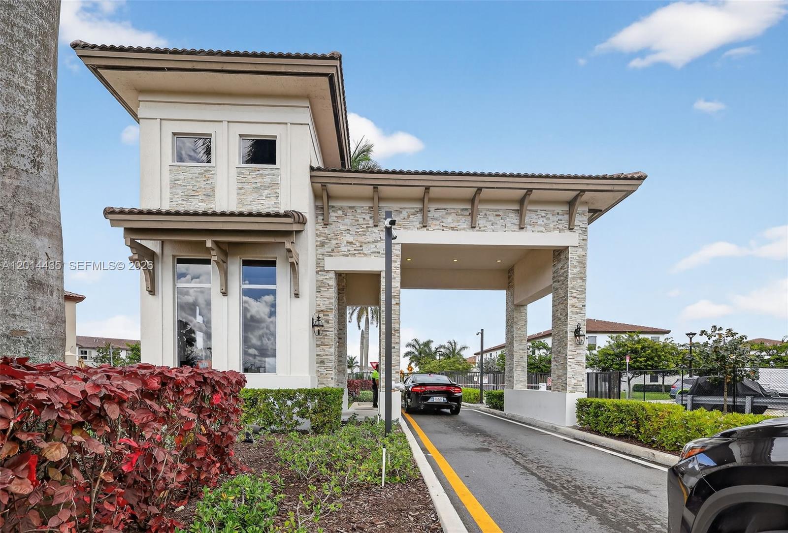 GOLF PARK SEC 1 - Residential