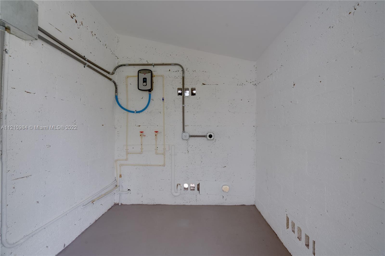 BUNCHE PARK 1 ADDN - Residential