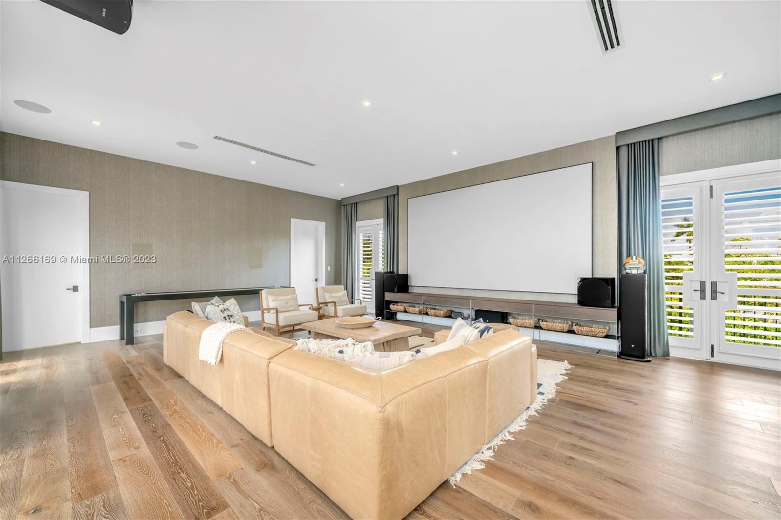 GABLES ESTATES NO 2 - Residential