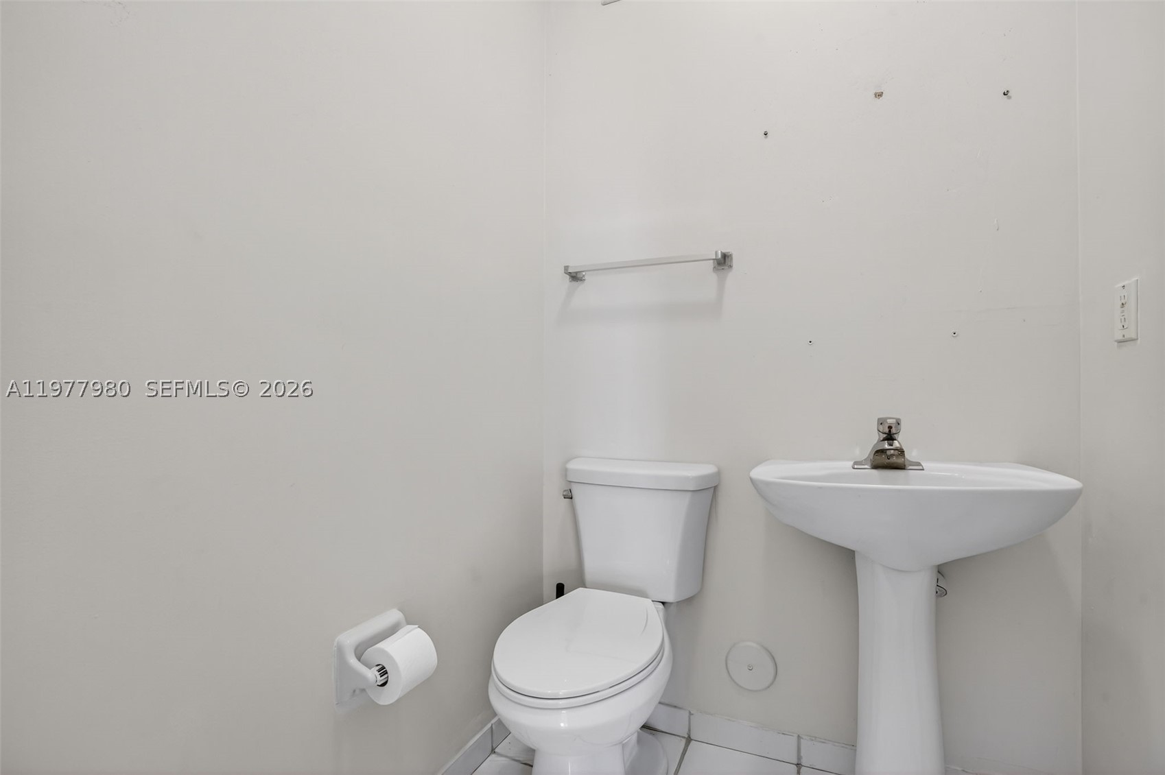 TOWNGATE CONDO FOUR - Residential