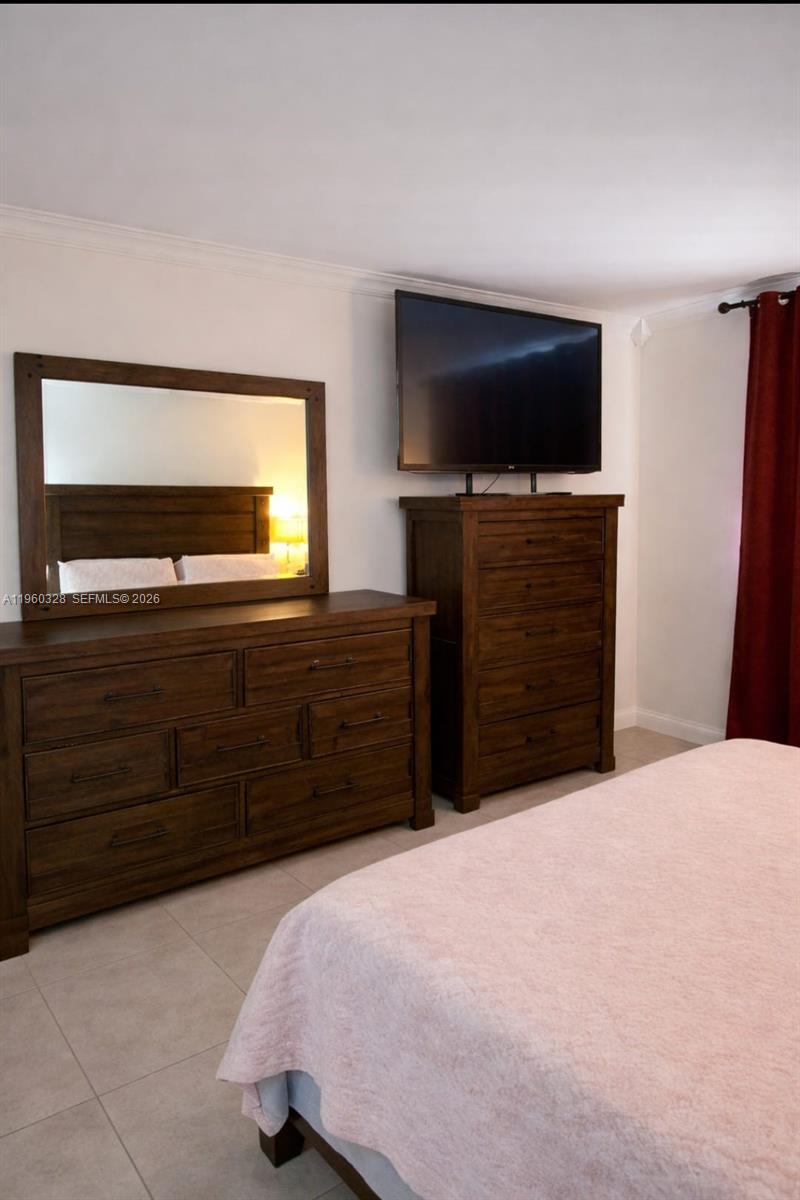 THREE HORIZONS NORTH COND - Residential