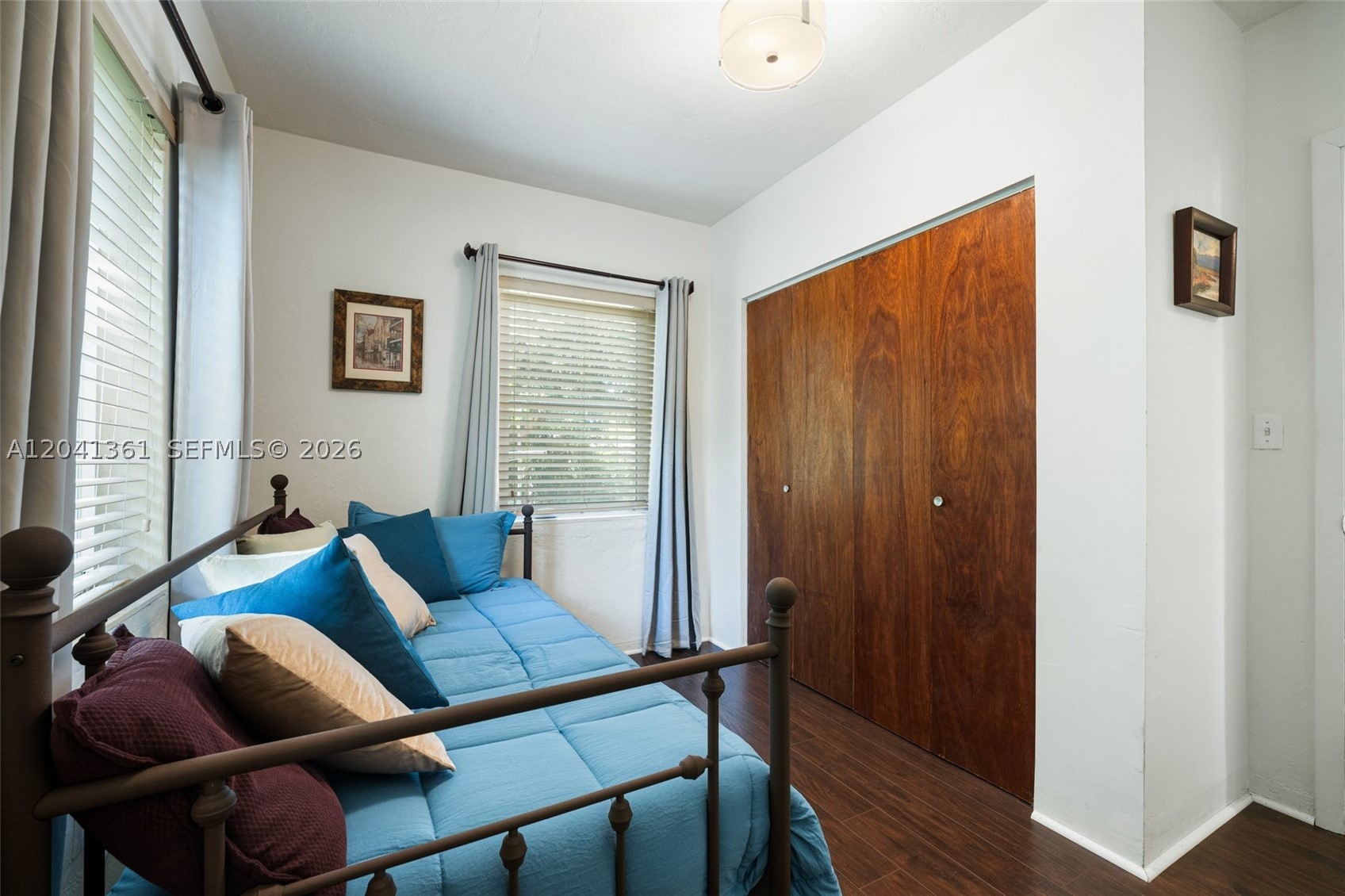 GROSSE POINTE HIGHLANDS - Residential