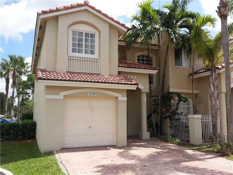: BEAUTIFUL TOWNHOUSE IN ONE OF THE MOST DESIRE PLACE IN DORAL. DORAL LANDING, FEATURES 3/2.5 WITH ONE CAR GARAGE. SPACIOUS TOWNHOUSE, GATED COMMUNITY. FRESHLY PAINTED, TILE THROUGHOUT LIVING AREAS, LAMINATE FLOOR IN BEDROOMS AND STAIRS. GRANITE COUNTER T OP. WALKING CLOSETS, PATIO, EASY TO SHOW. CLOSE TO EVERYTHING:SHOPING CENTERS, MALLS, SCHOOLS,MIAMI INT'L AIRPORT, MAYORS HIGHWAYS, ETC., DON'T MISS THE BEST TOWNHOUSE IN THE MARKET.