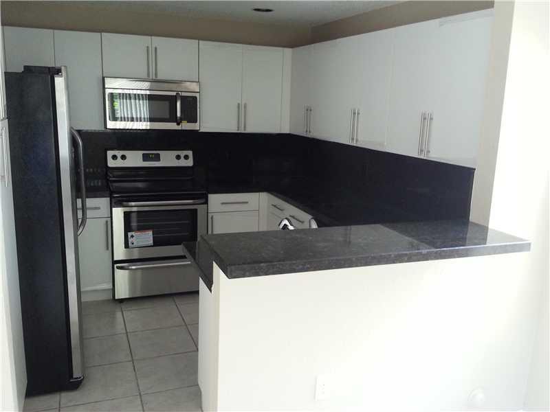 DORAL LANDINGS TOWNHOMES - Residential Lease
