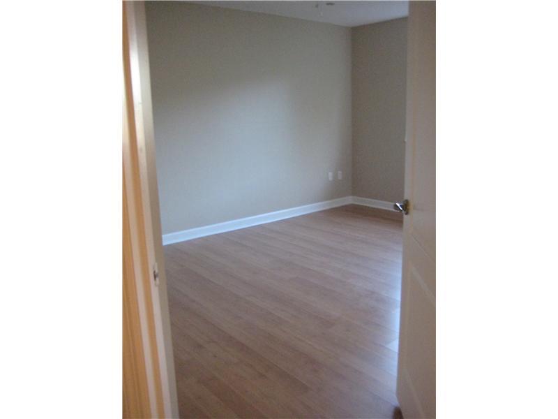 DORAL LANDINGS TOWNHOMES - Residential Lease