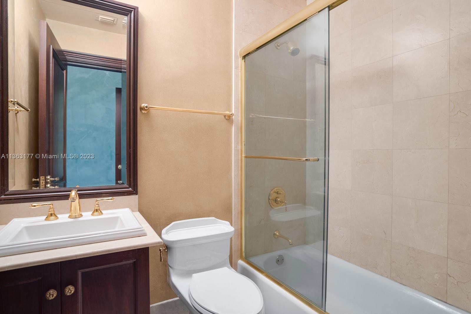 SEGOVIA TOWER CONDO - Residential