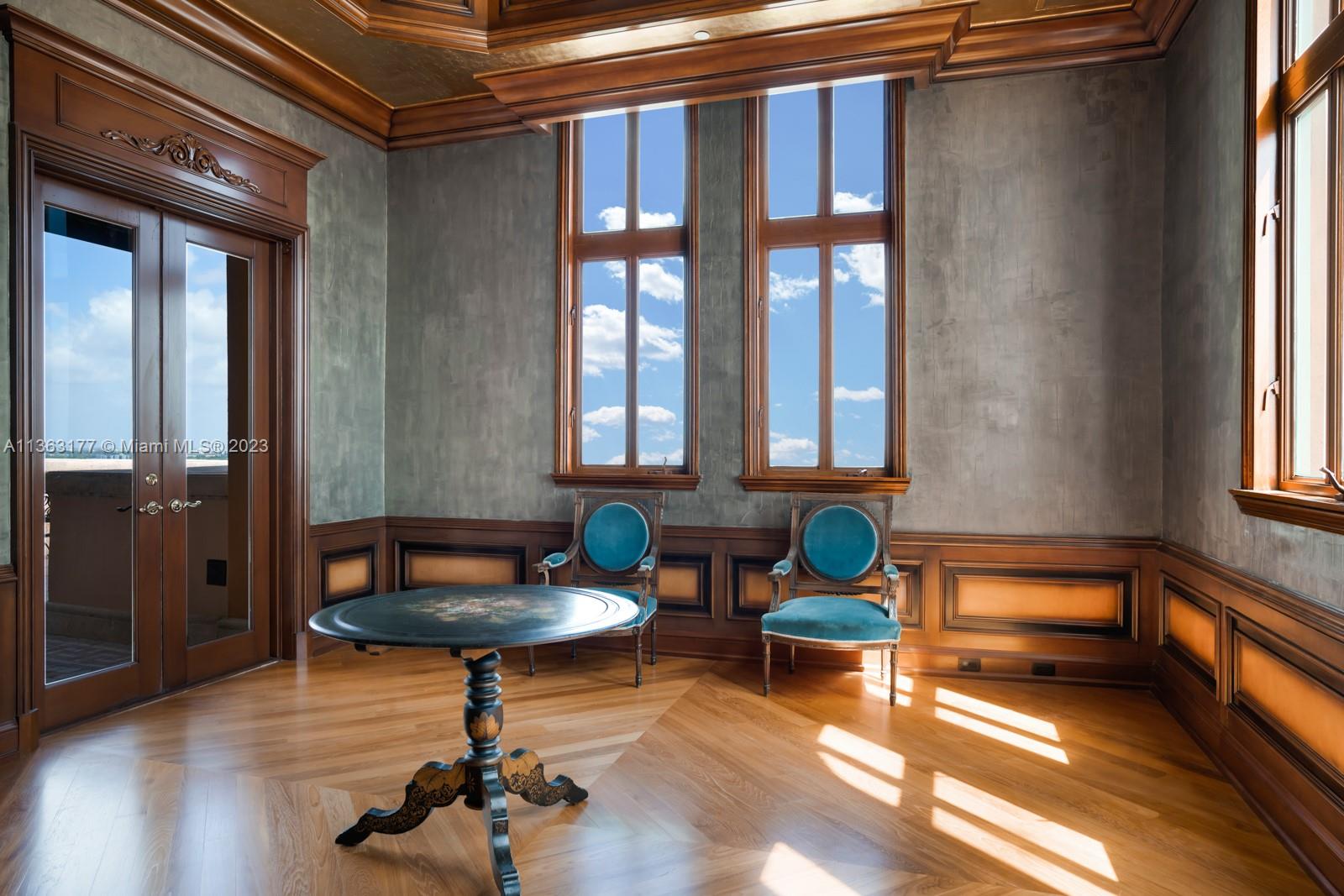 SEGOVIA TOWER CONDO - Residential