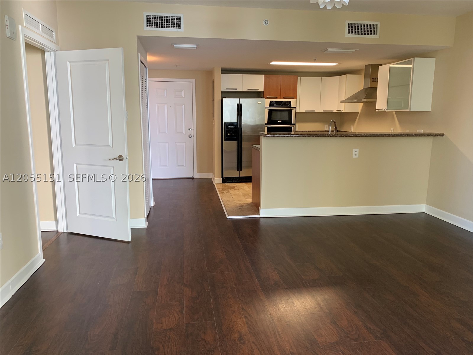 THE SAIL CONDO - Residential Lease