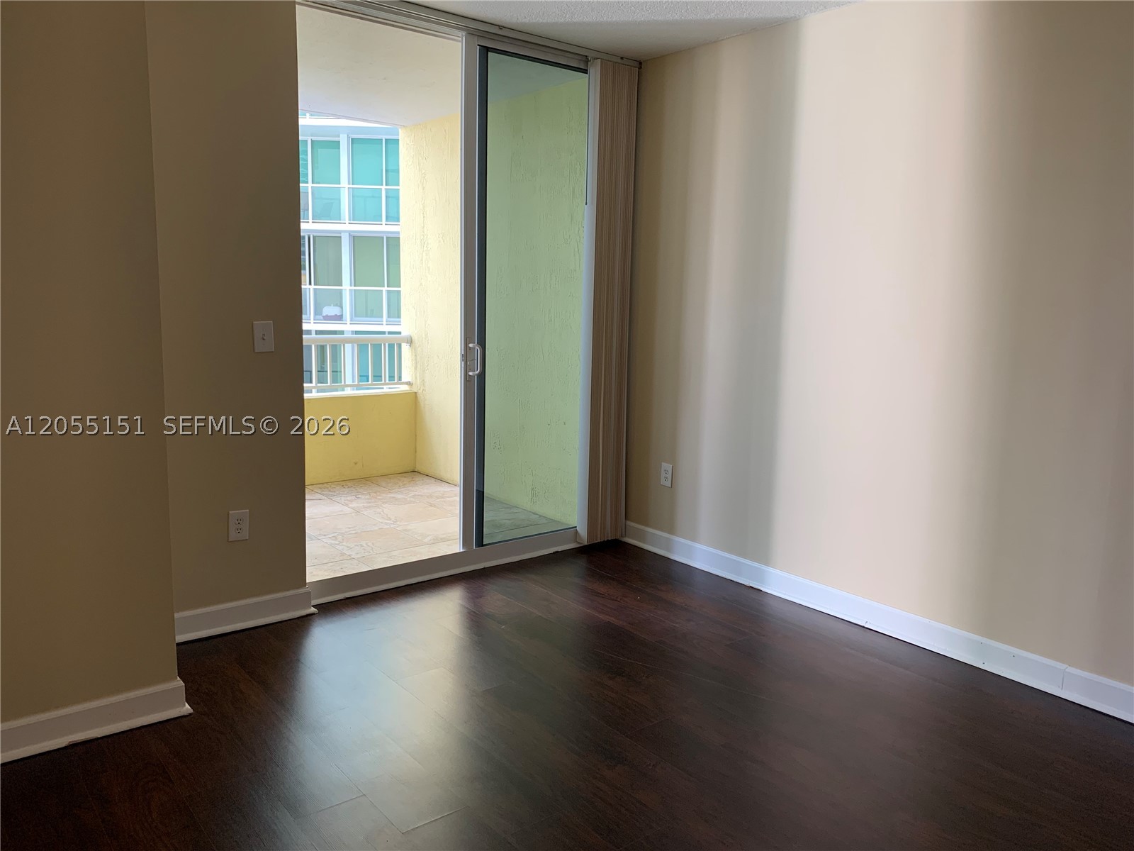 THE SAIL CONDO - Residential Lease