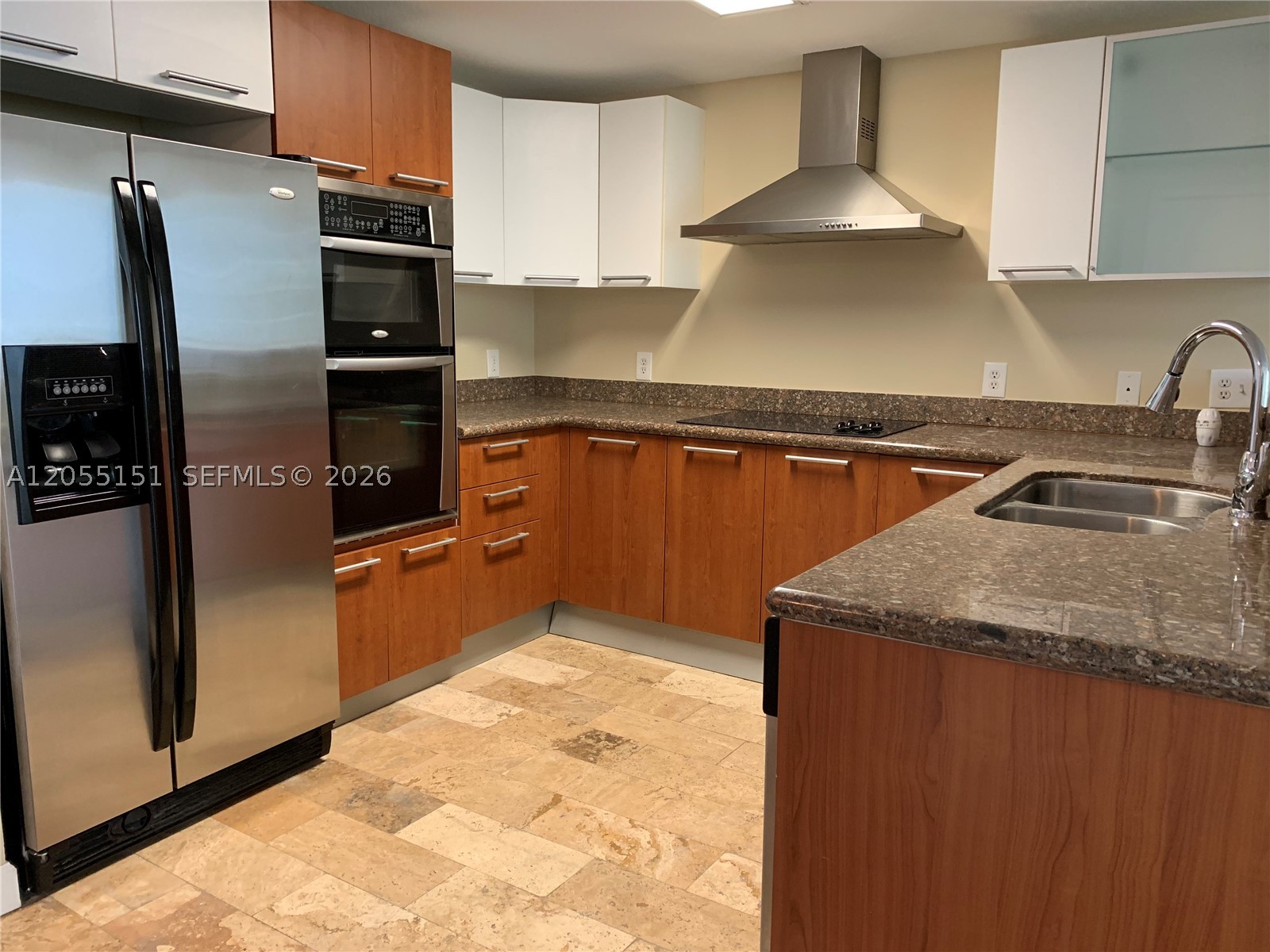 THE SAIL CONDO - Residential Lease