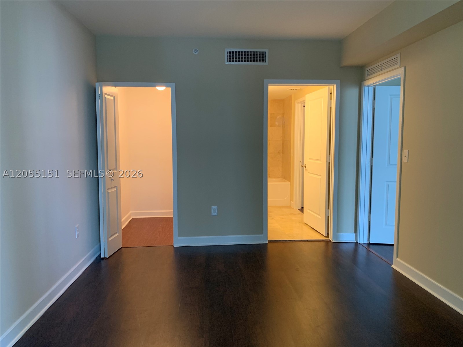 THE SAIL CONDO - Residential Lease