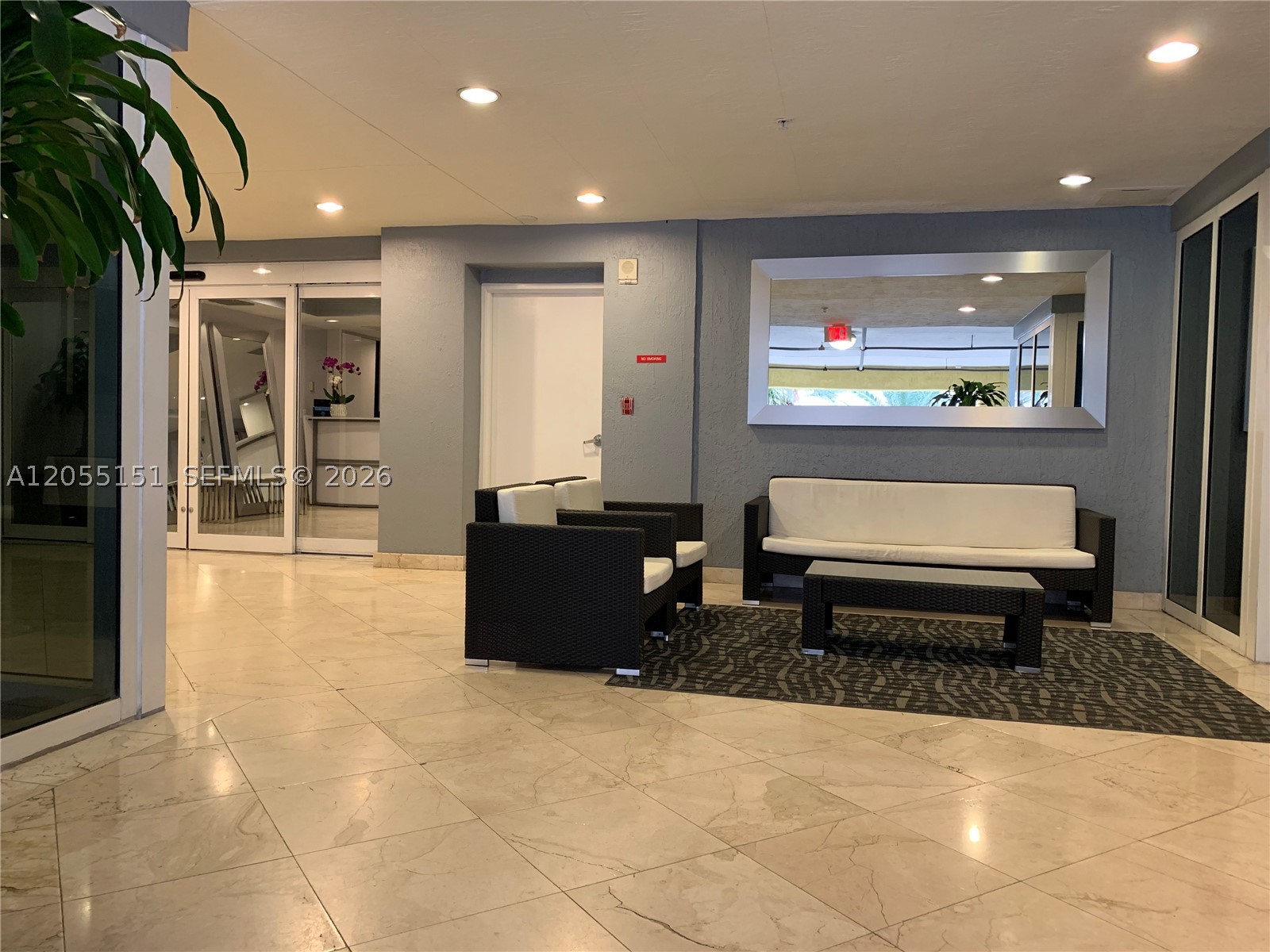 THE SAIL CONDO - Residential Lease