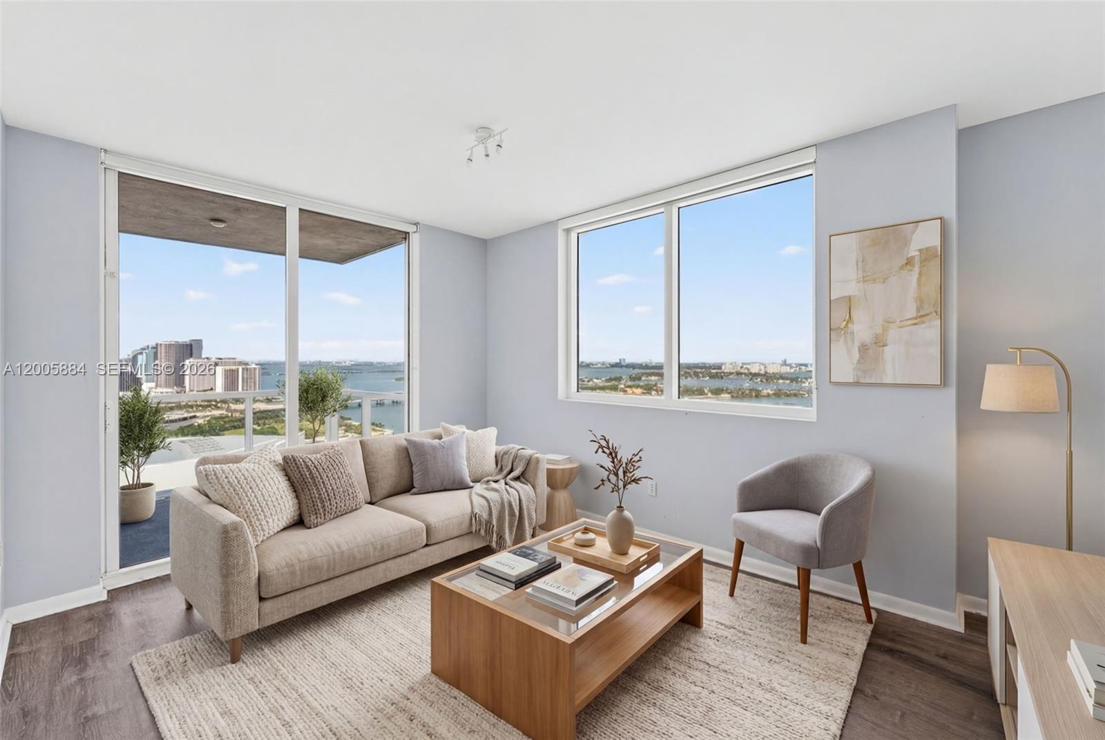 VIZCAYNE NORTH CONDO - Residential