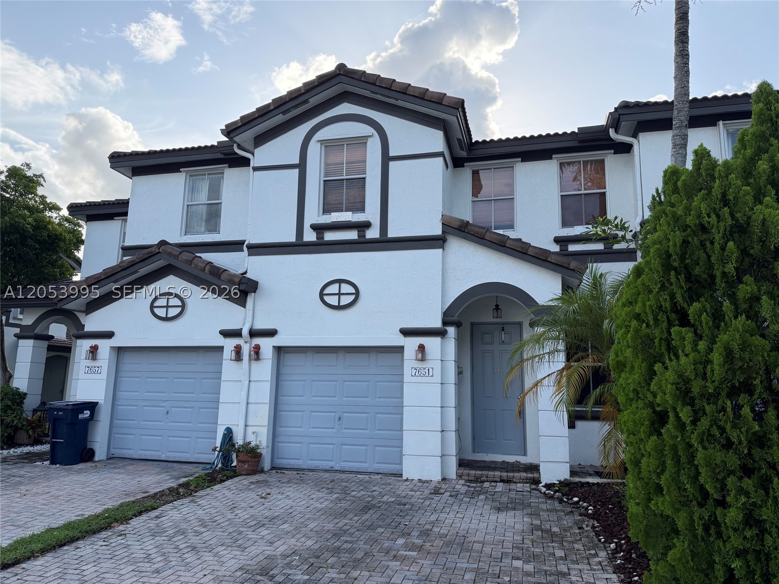 Townhouse for Sale  
Beautiful 4-bedroom townhouse located in one of Doral’s most desirable communities. This spacious home features 2.5 bathrooms, a 1-car garage, and a private patio perfect for relaxing or entertaining. Excellent location with easy access to Turnpike, A-rated schools, parks, restaurants, and shopping centers. Ideal for families seeking comfort and convenience in a vibrant neighborhood.