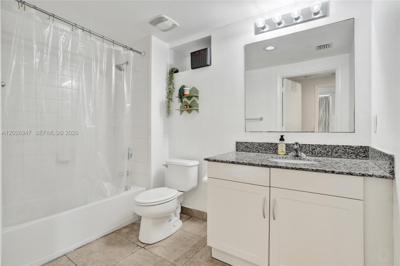 DOWNTOWN DADELAND CONDO N - Residential