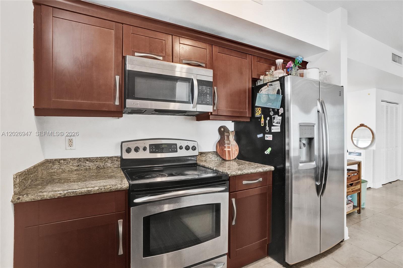 DOWNTOWN DADELAND CONDO N - Residential