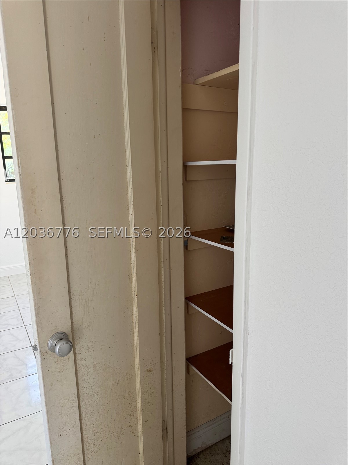 BISCAYNE COURT - Residential Lease