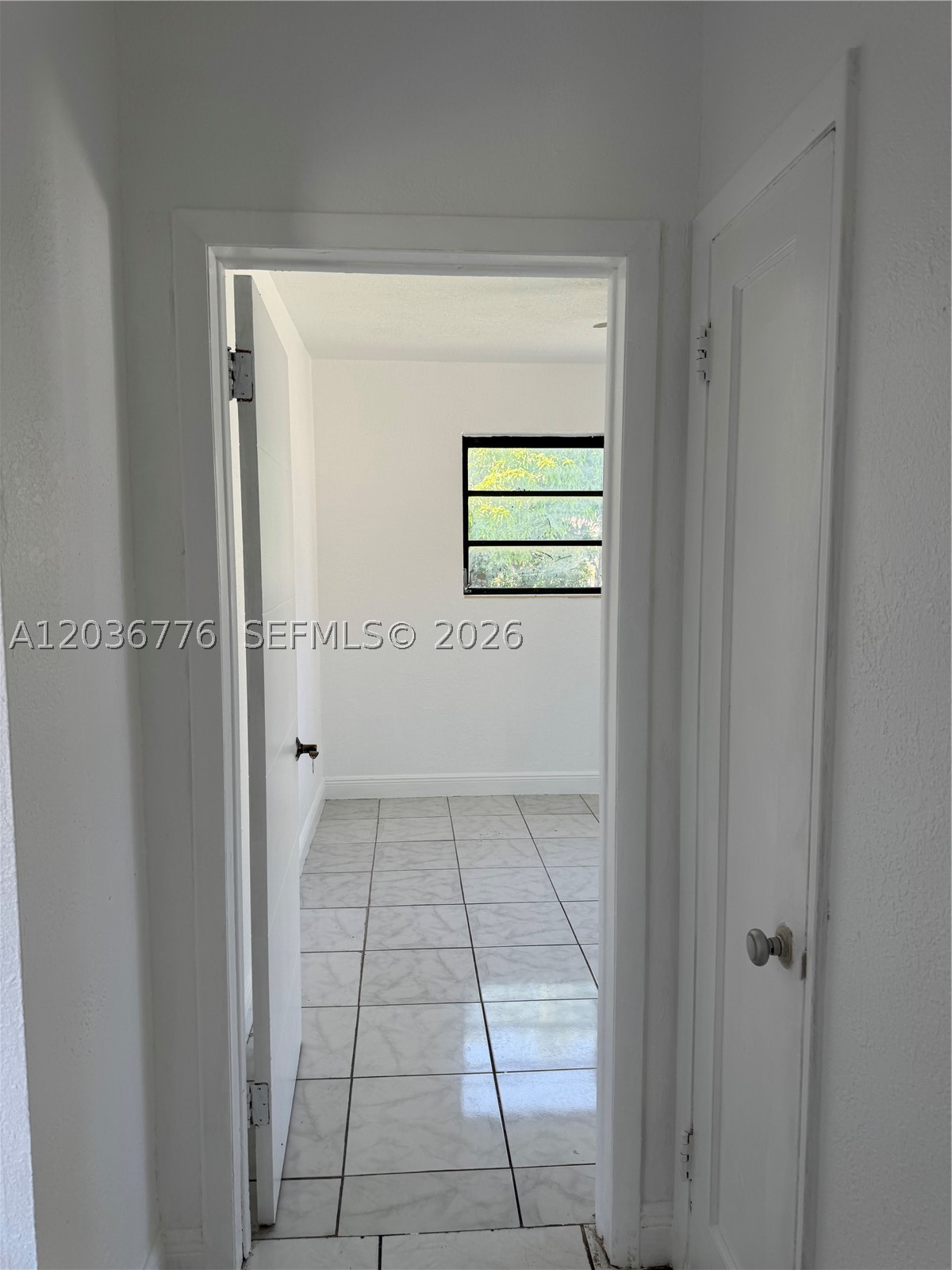 BISCAYNE COURT - Residential Lease
