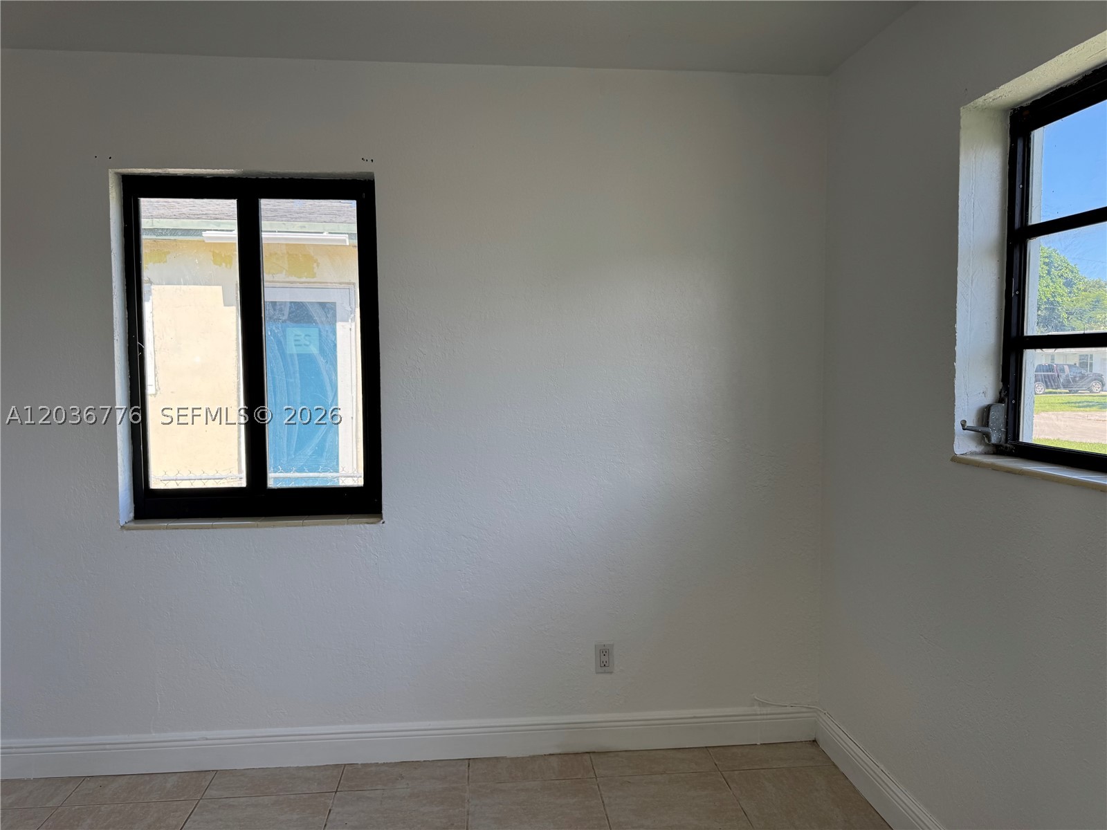 BISCAYNE COURT - Residential Lease