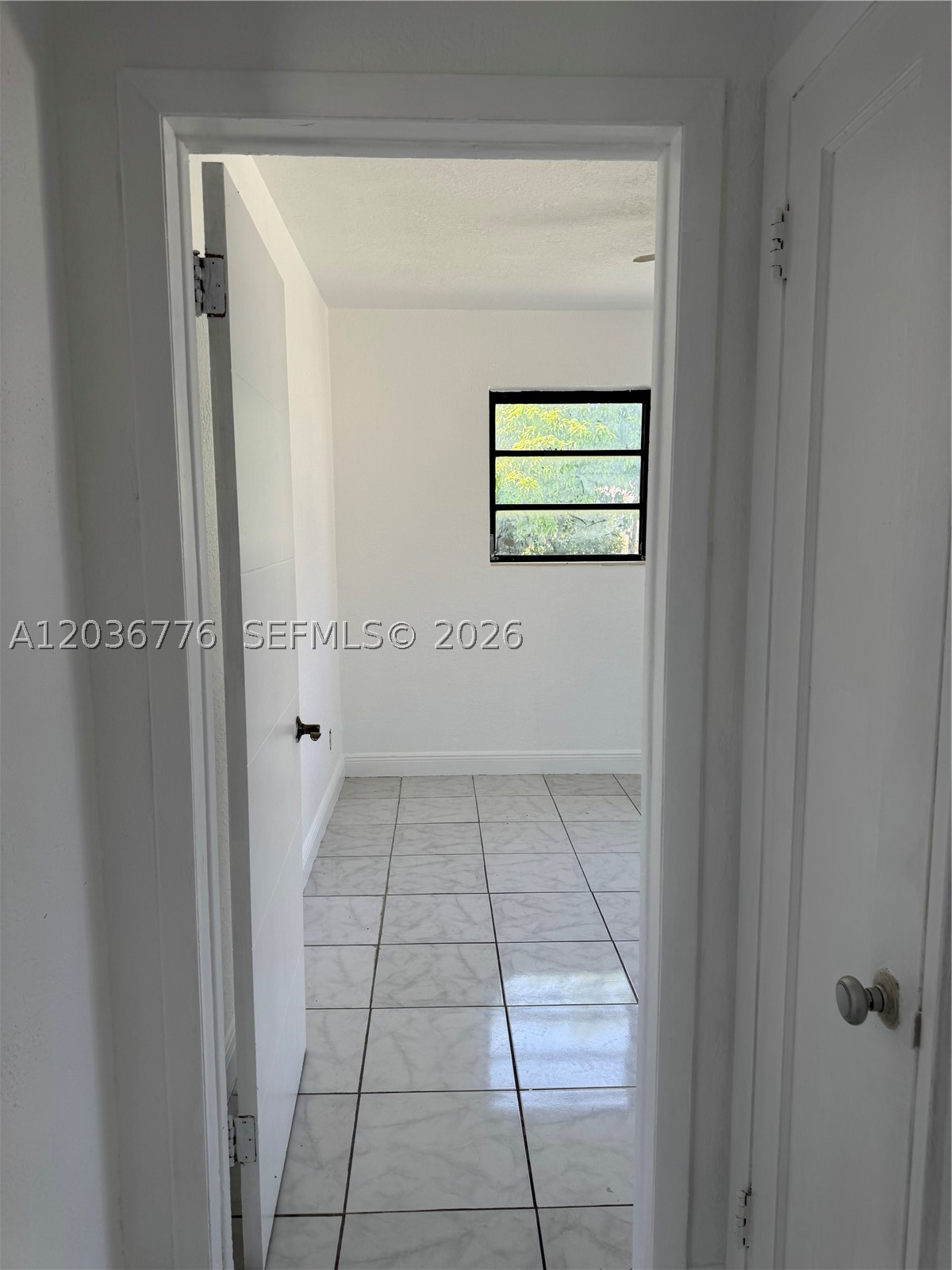 BISCAYNE COURT - Residential Lease