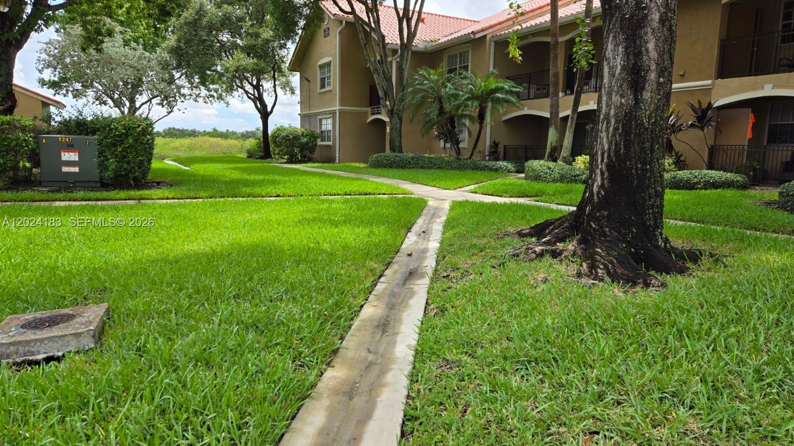 MARQUESA CONDO - Residential