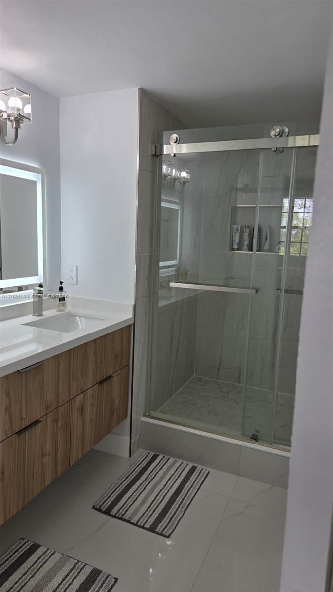 MARQUESA CONDO - Residential