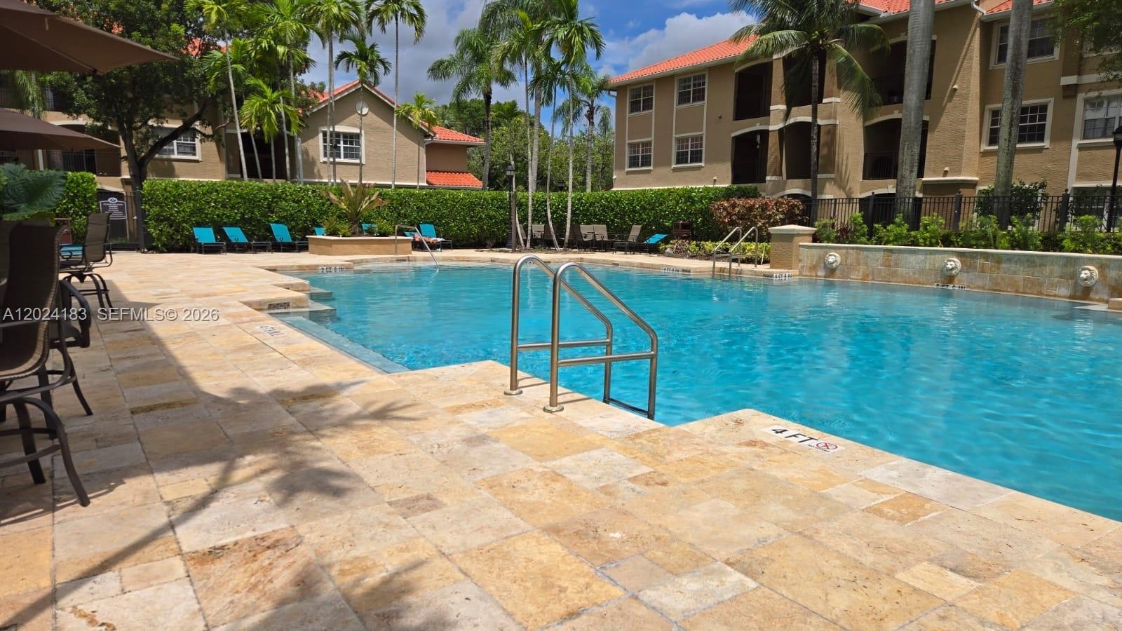 MARQUESA CONDO - Residential