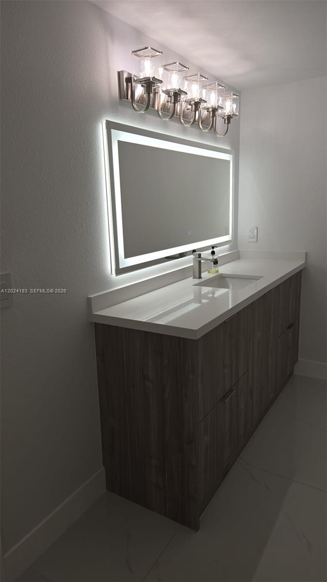 MARQUESA CONDO - Residential
