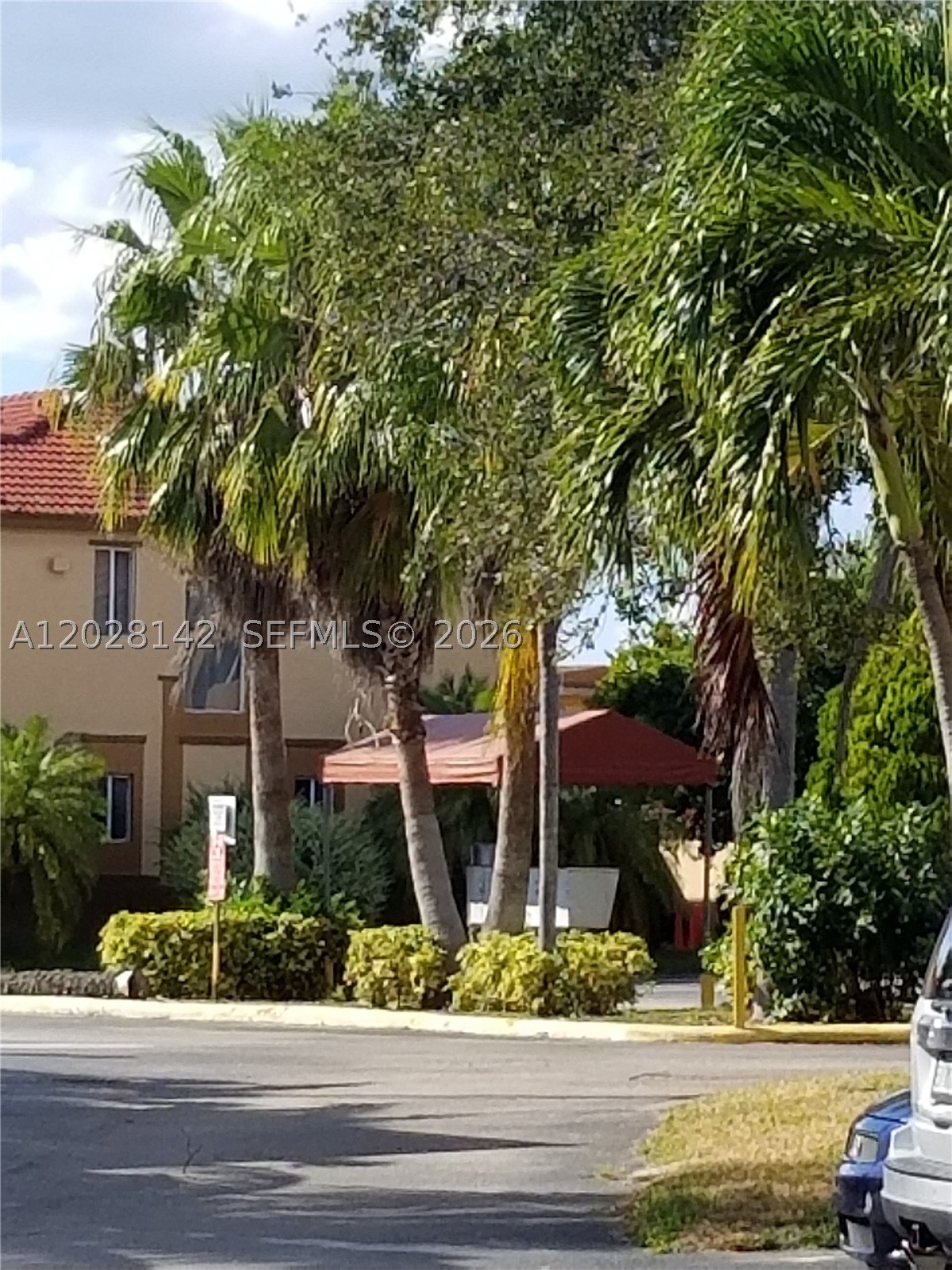 BRISTOL AT KENDALL CONDO - Residential Lease