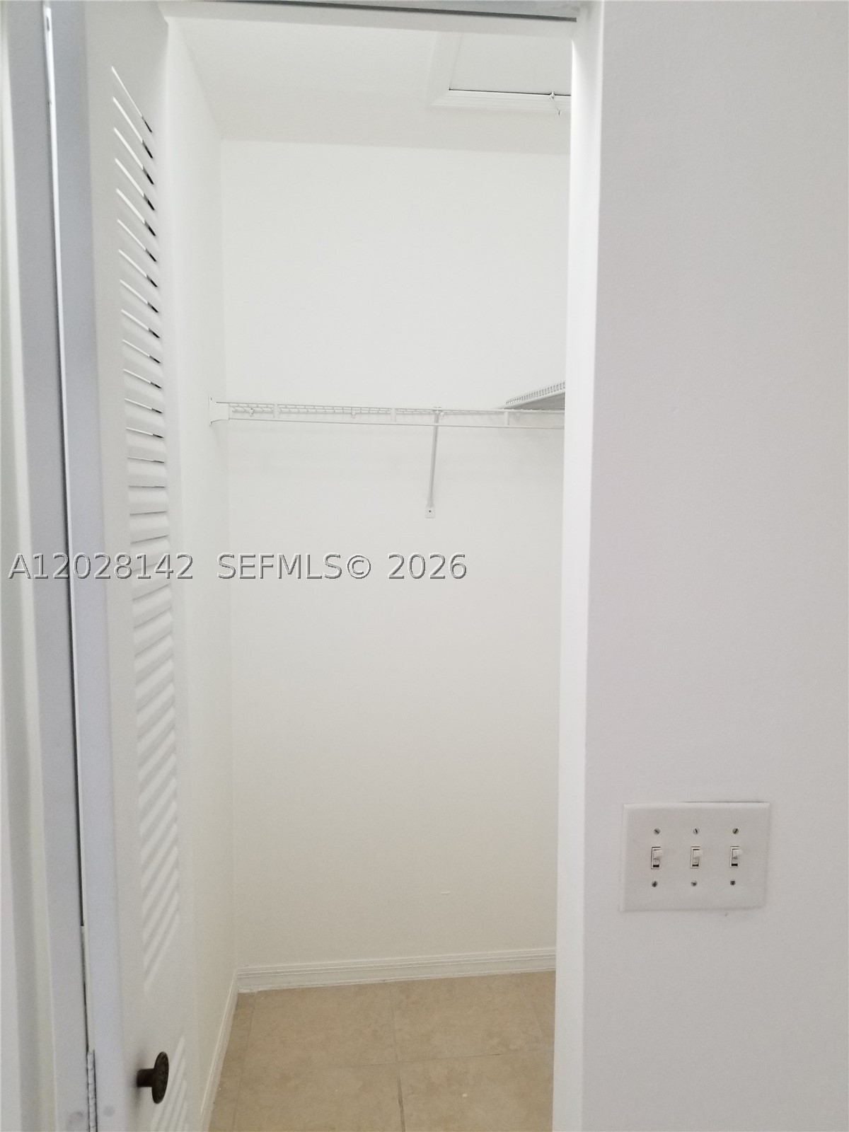 BRISTOL AT KENDALL CONDO - Residential Lease