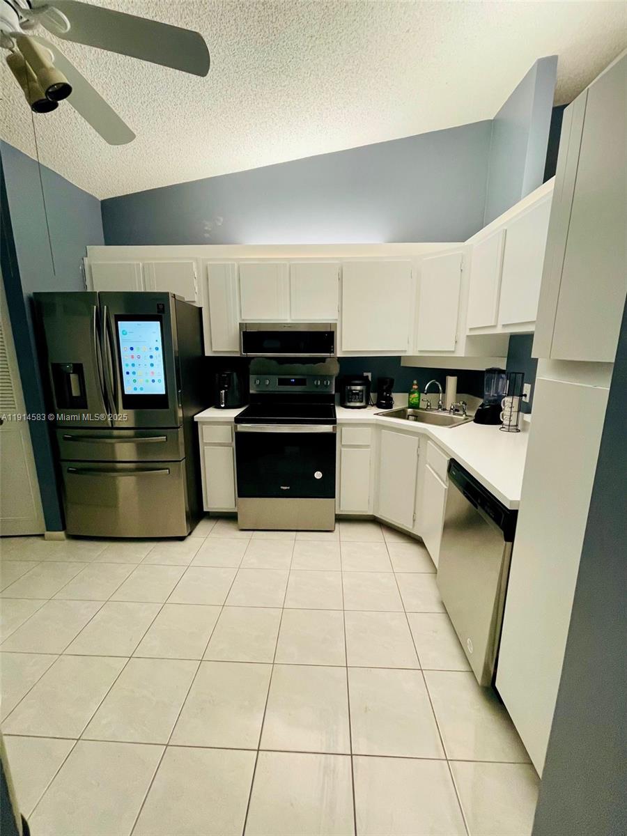 PALM CLUB VILLAGE I CONDO - Residential