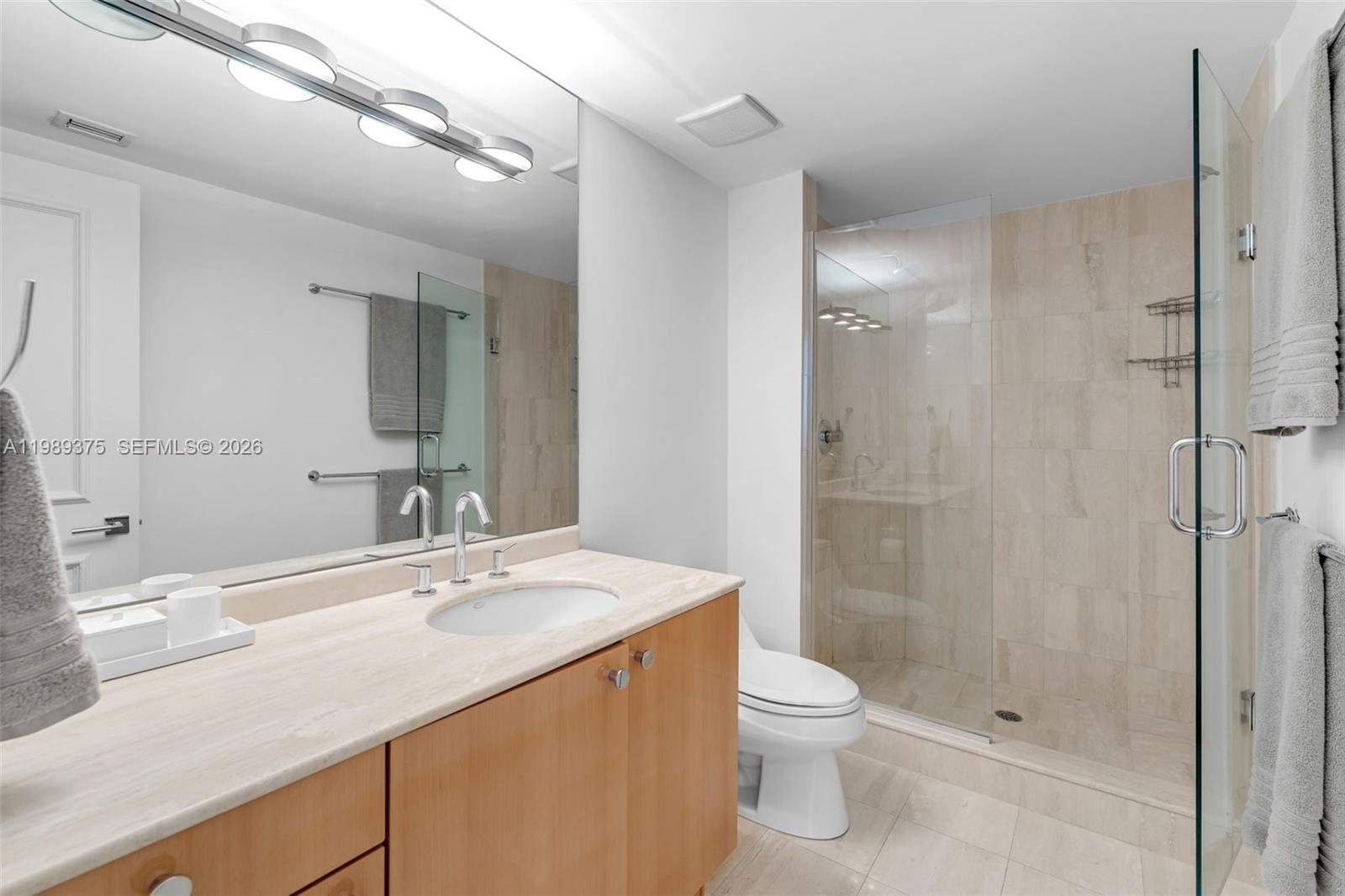GRAND BAY TOWER CONDO - Residential