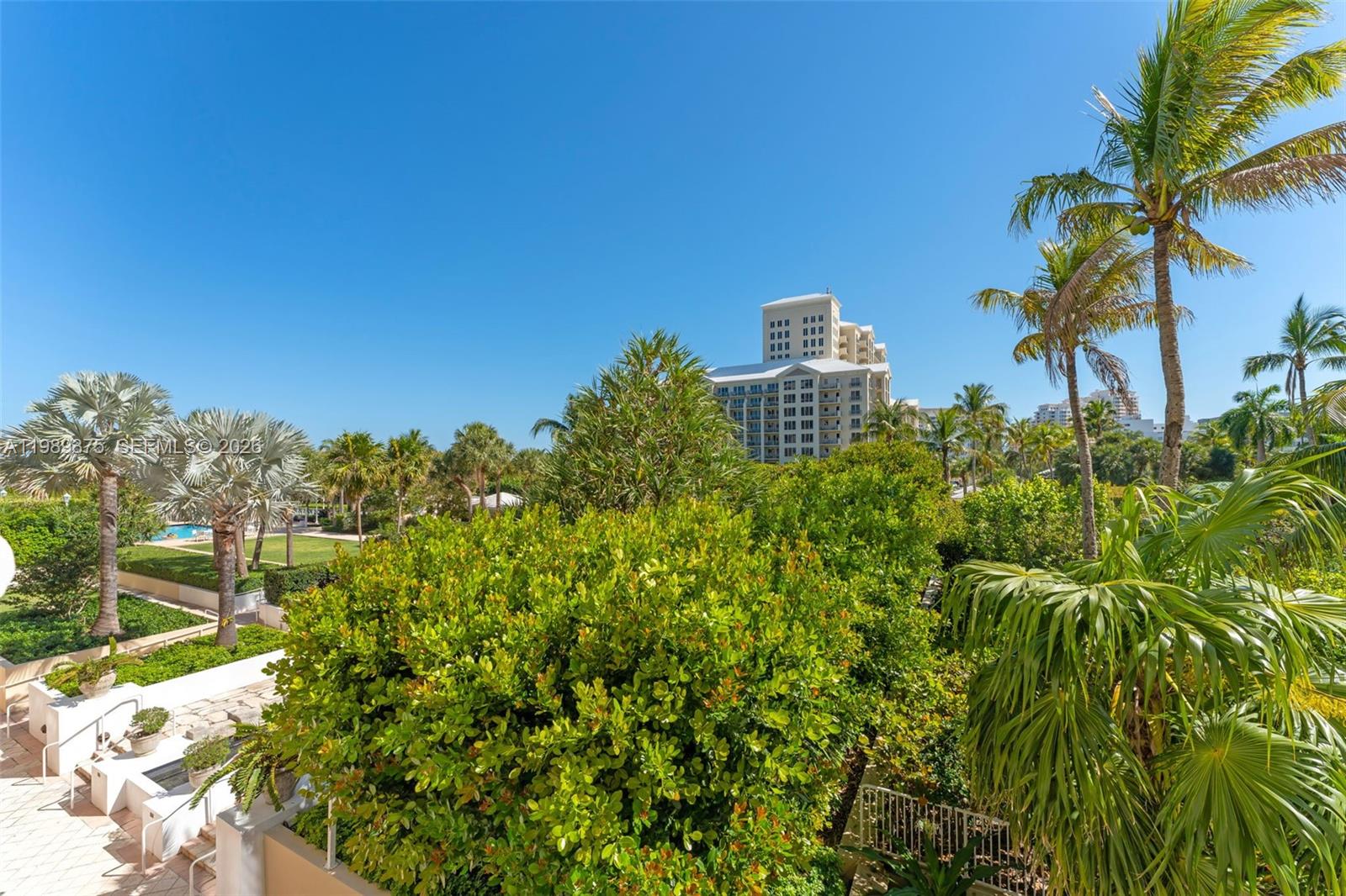 GRAND BAY TOWER CONDO - Residential