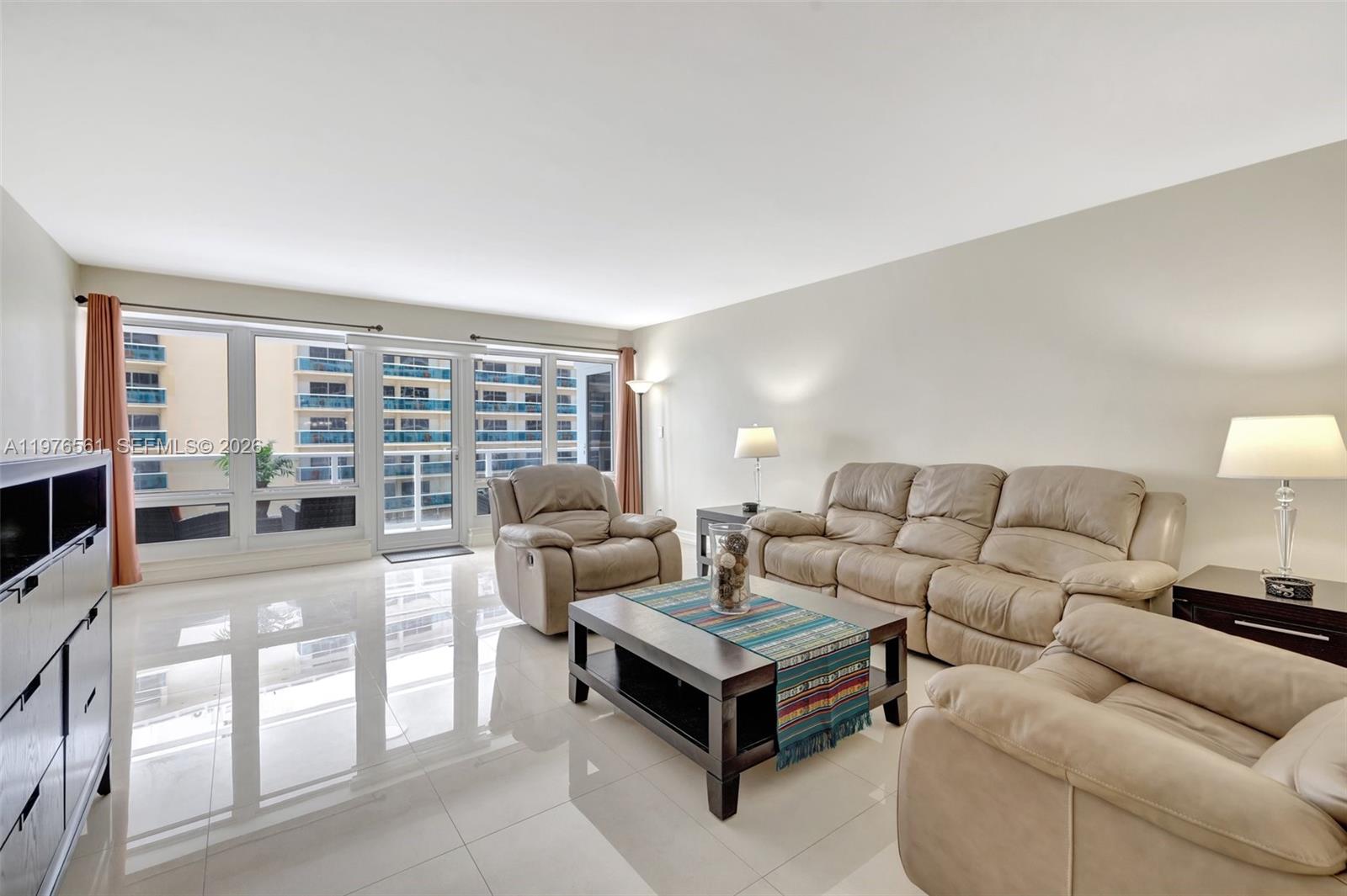 GALLEON CONDO - Residential