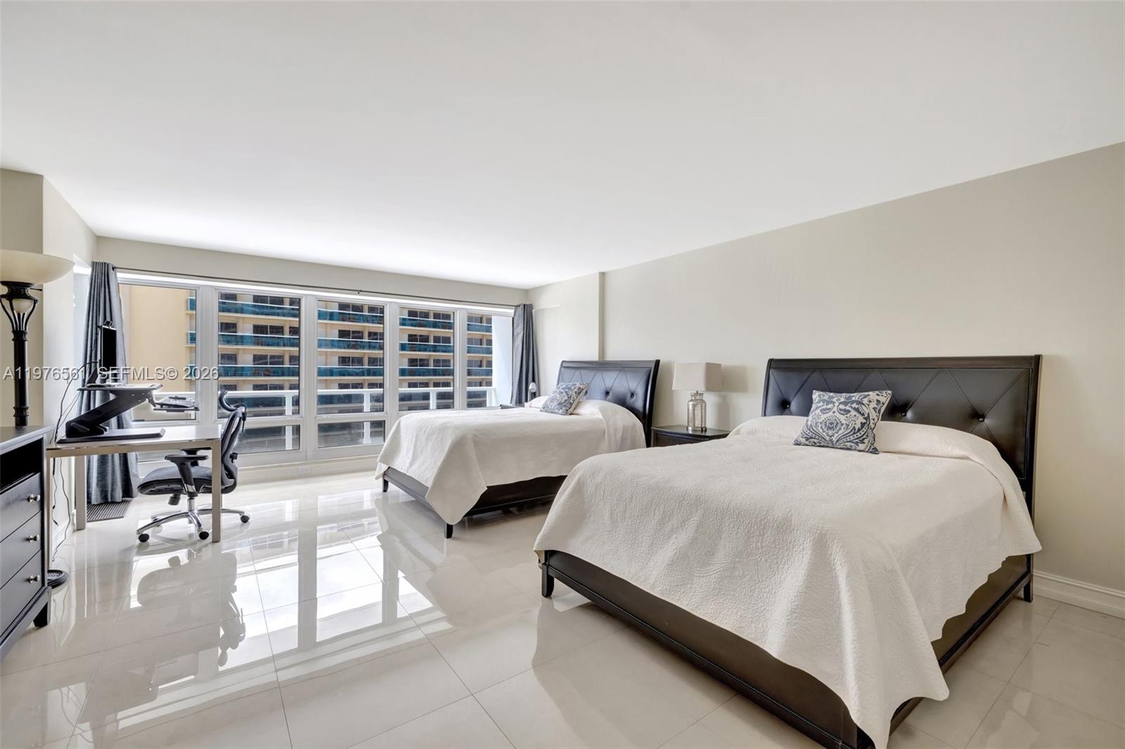 GALLEON CONDO - Residential