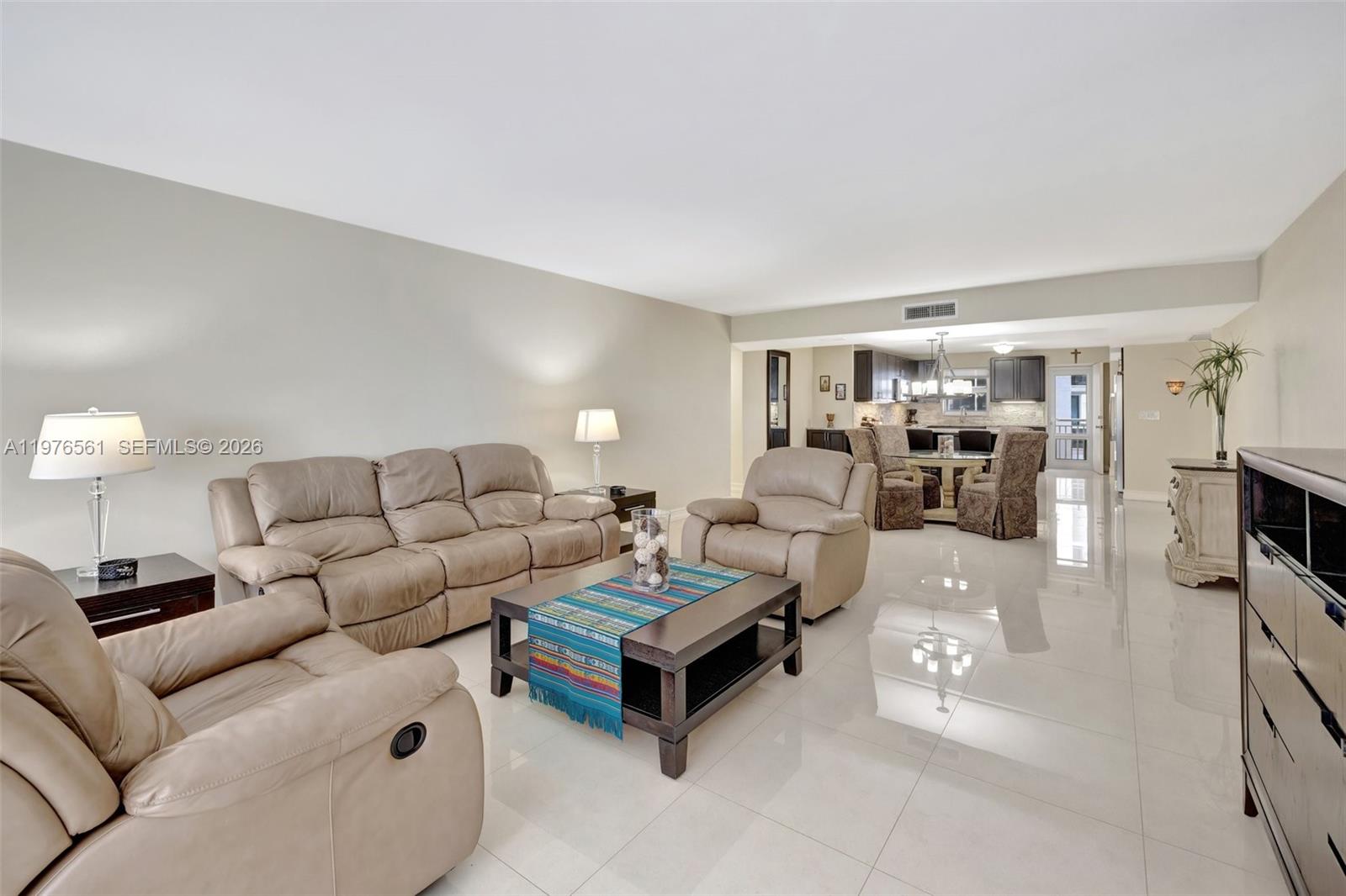GALLEON CONDO - Residential
