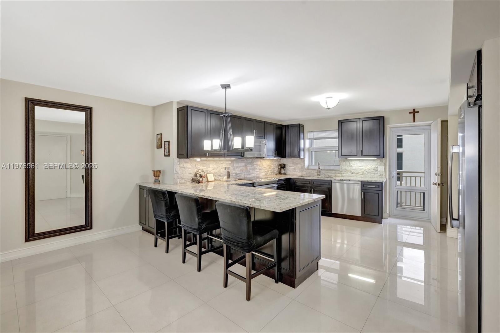 GALLEON CONDO - Residential