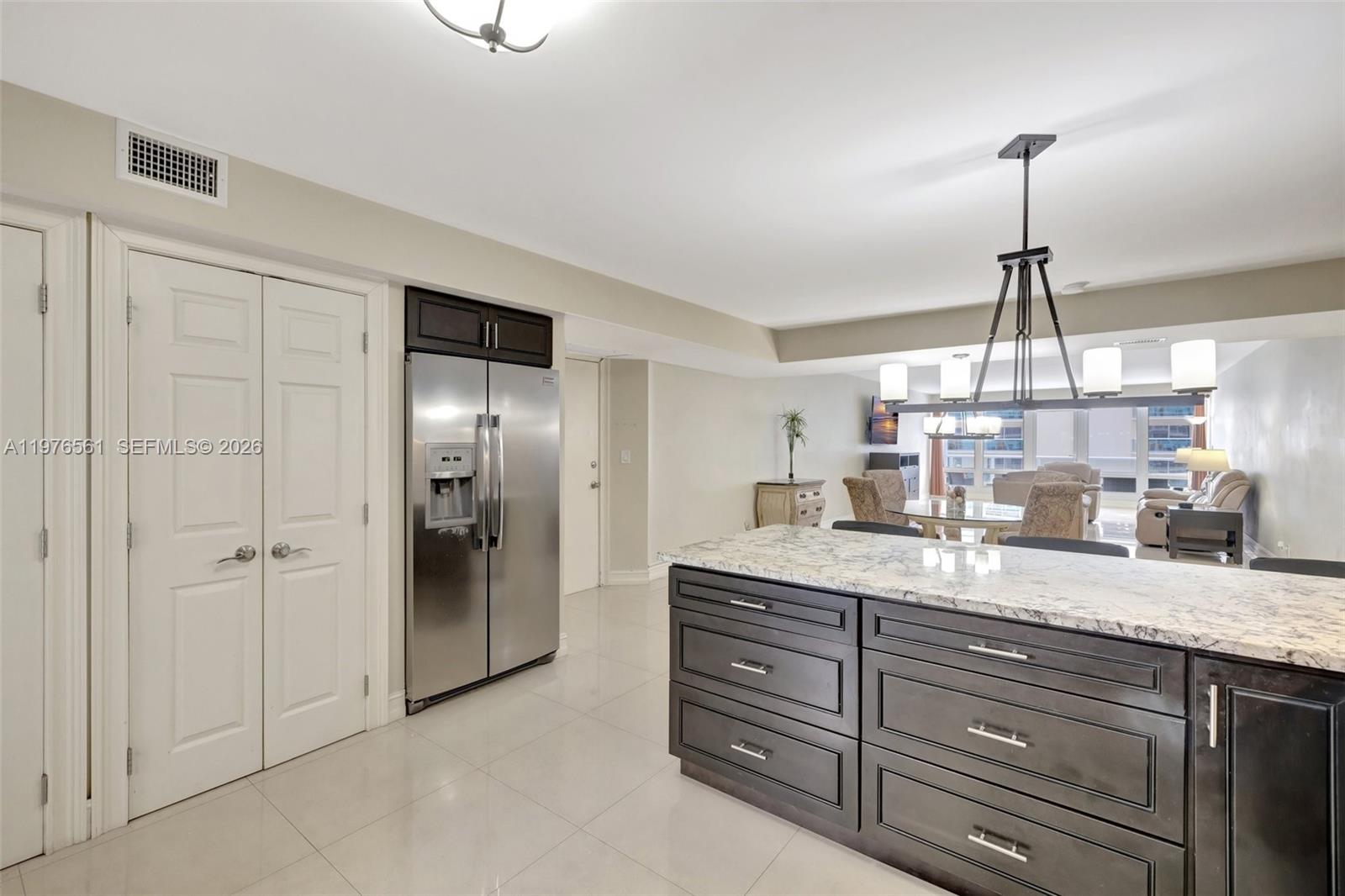 GALLEON CONDO - Residential