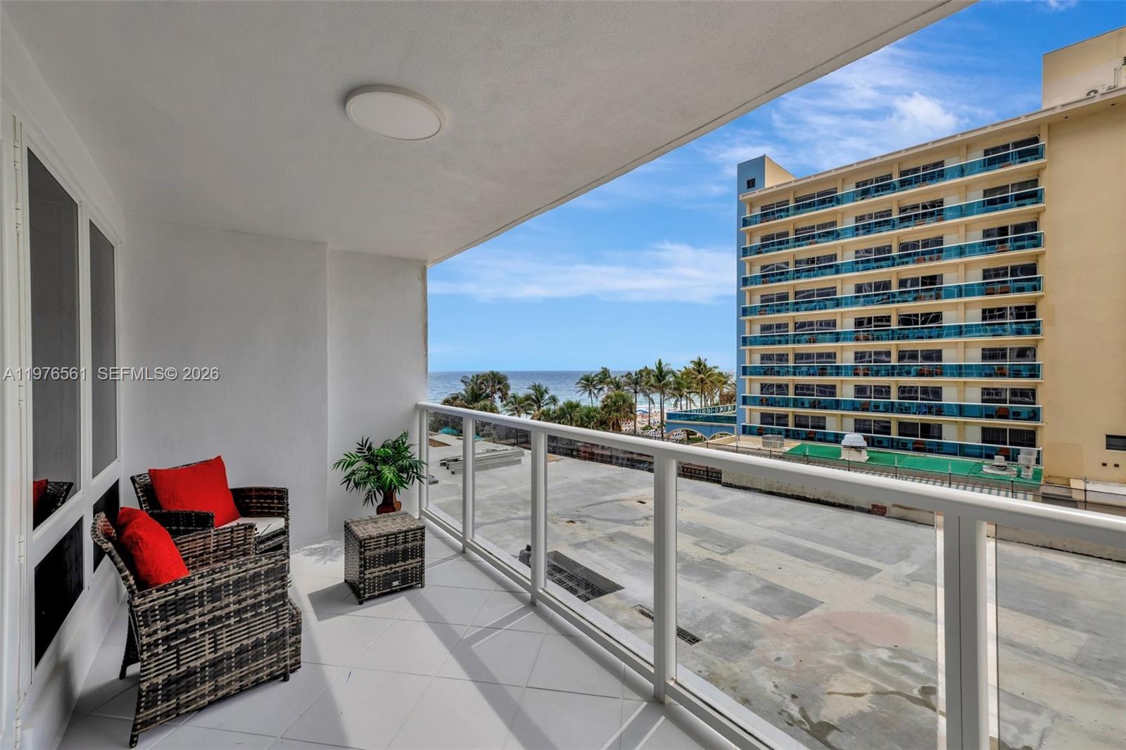 GALLEON CONDO - Residential