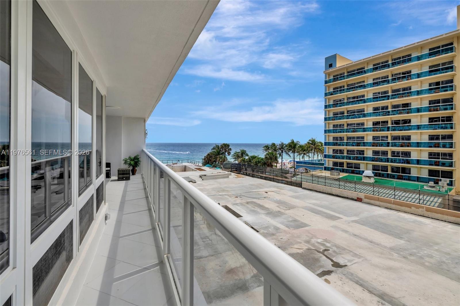 GALLEON CONDO - Residential