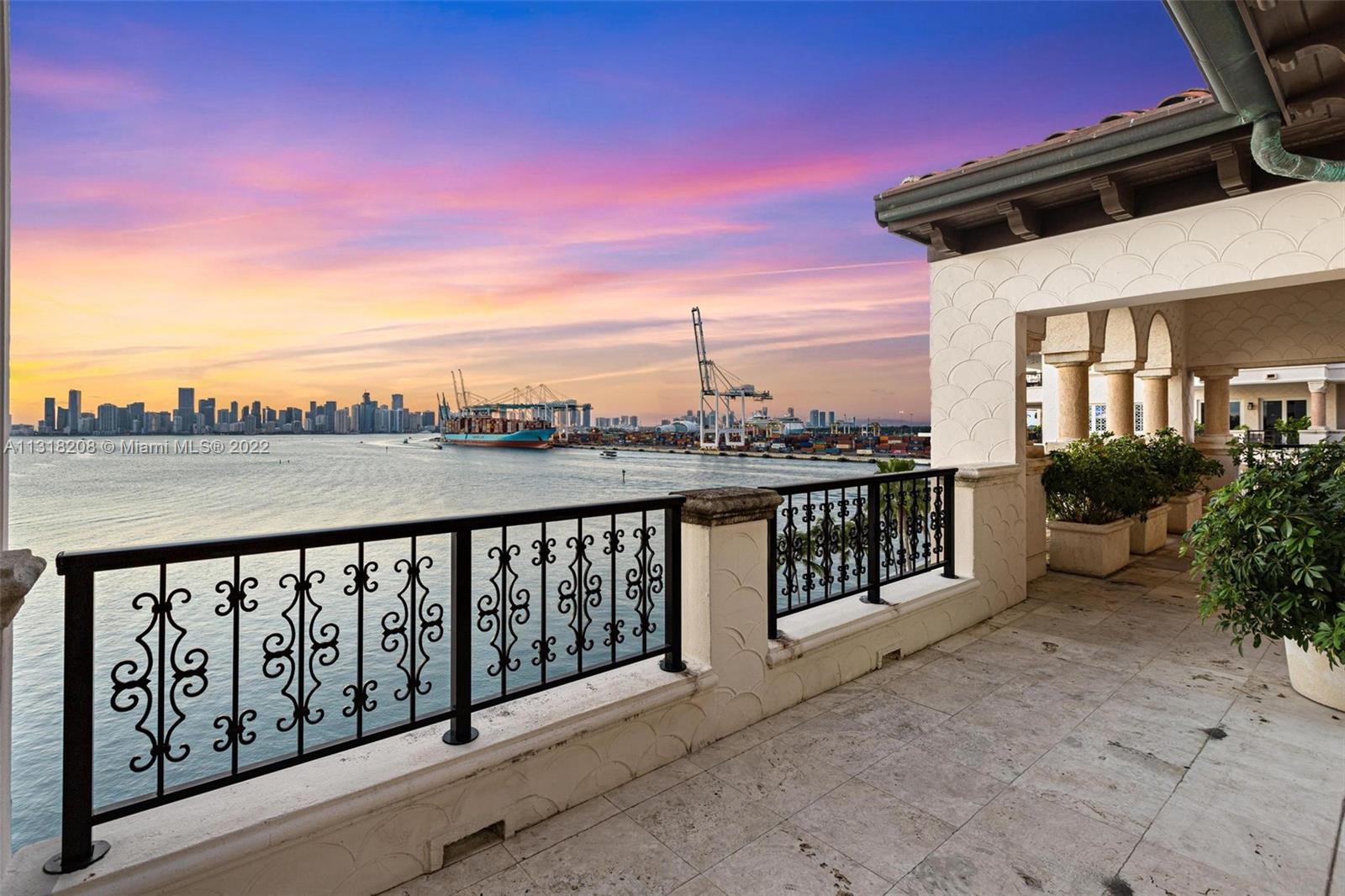 BAYVIEW FISHER ISL CONDO - Residential