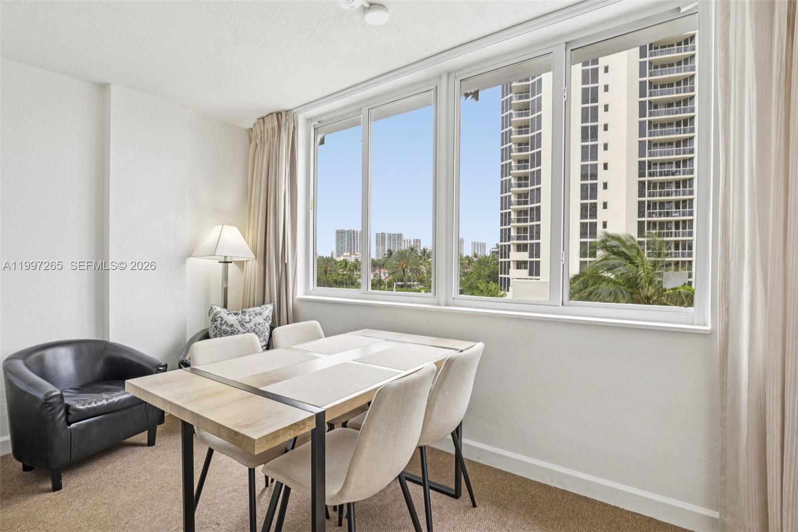 THE AVENTURA BEACH CLUB C - Residential