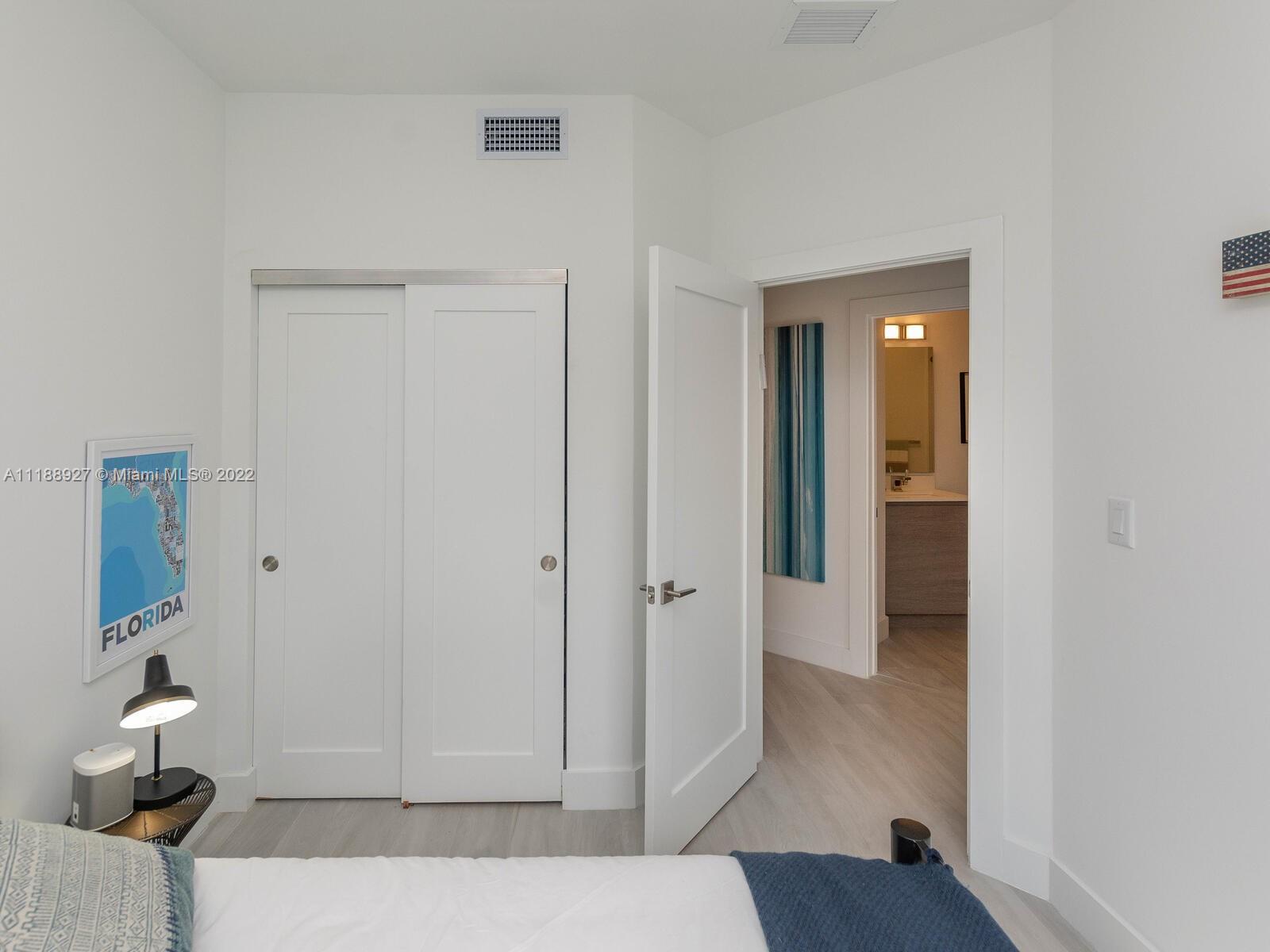 101 BAY HARBOR TOWNHOUSE - Residential Lease