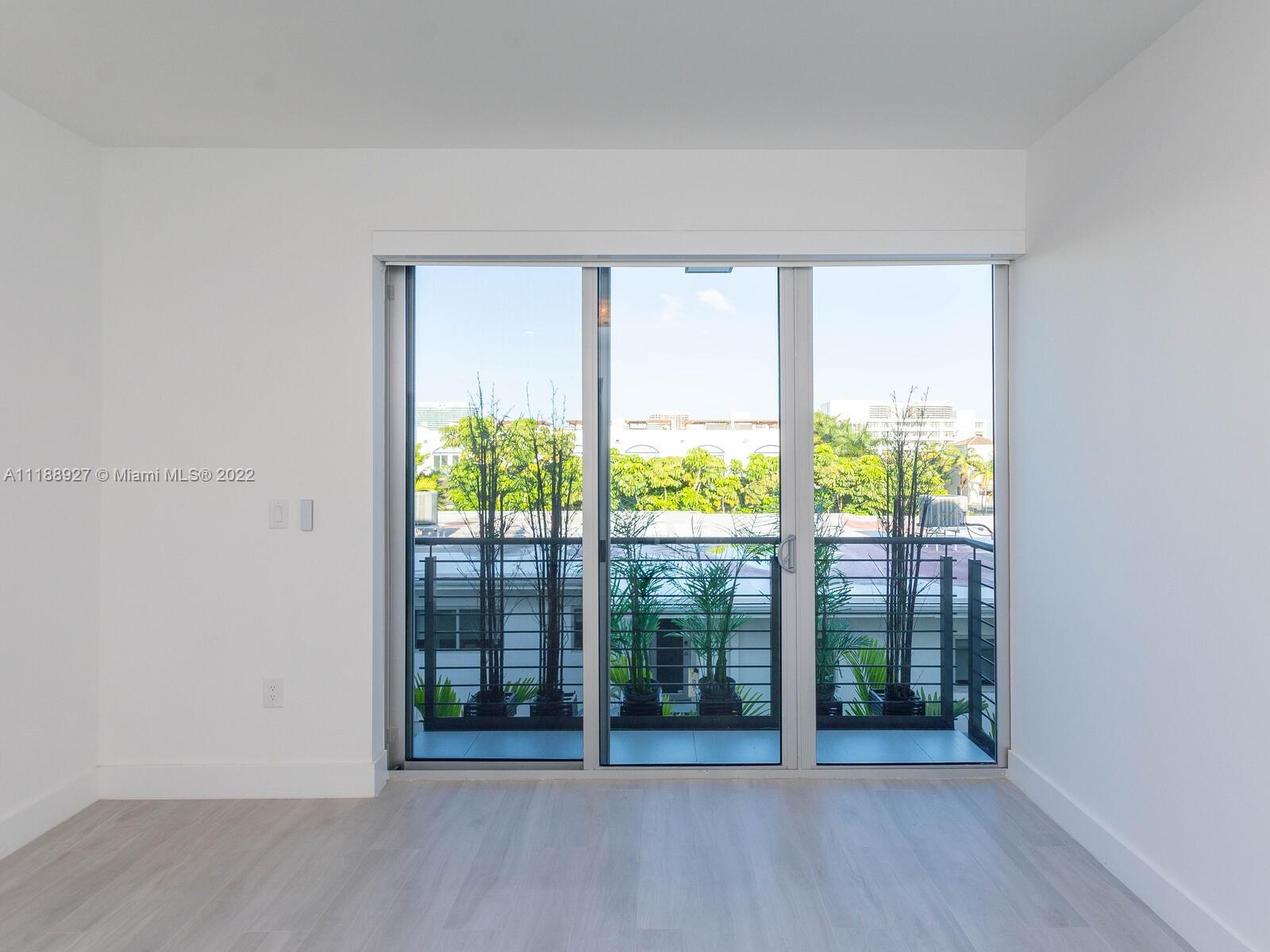 101 BAY HARBOR TOWNHOUSE - Residential Lease