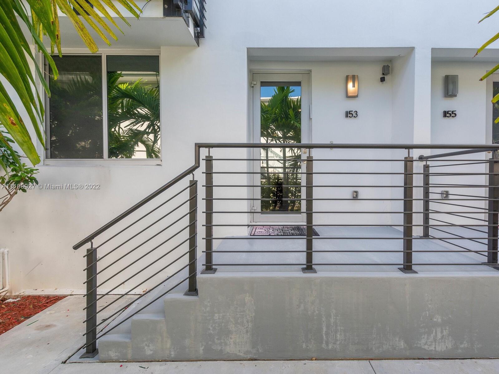 101 BAY HARBOR TOWNHOUSE - Residential Lease
