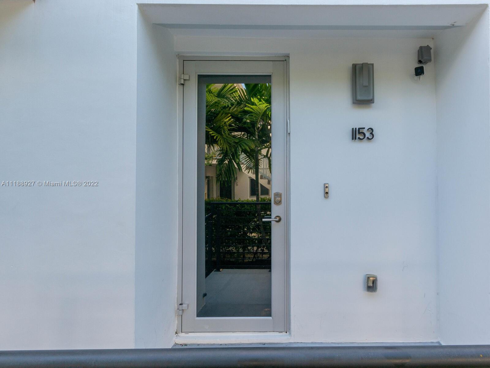 101 BAY HARBOR TOWNHOUSE - Residential Lease