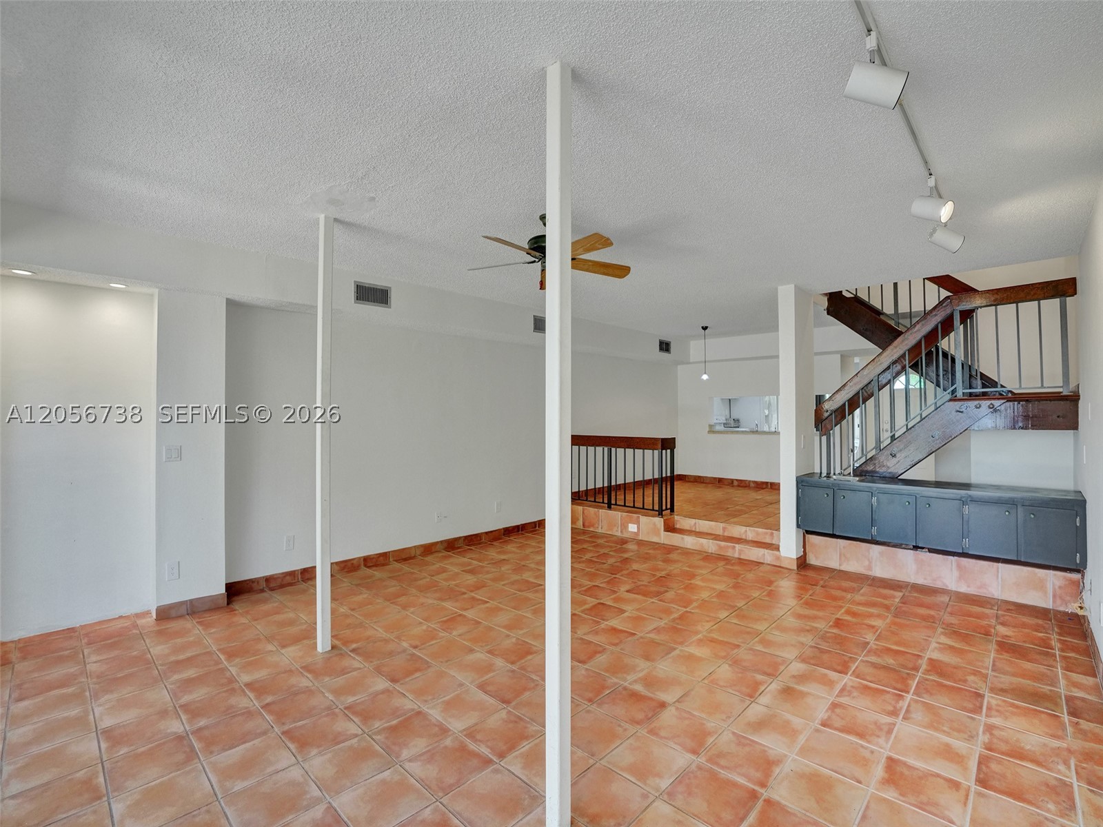 LAKERIDGE SEC 3 - Residential