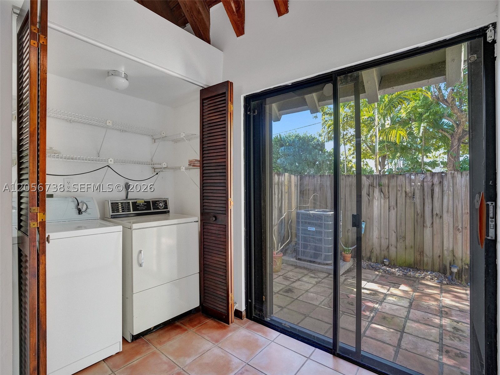LAKERIDGE SEC 3 - Residential